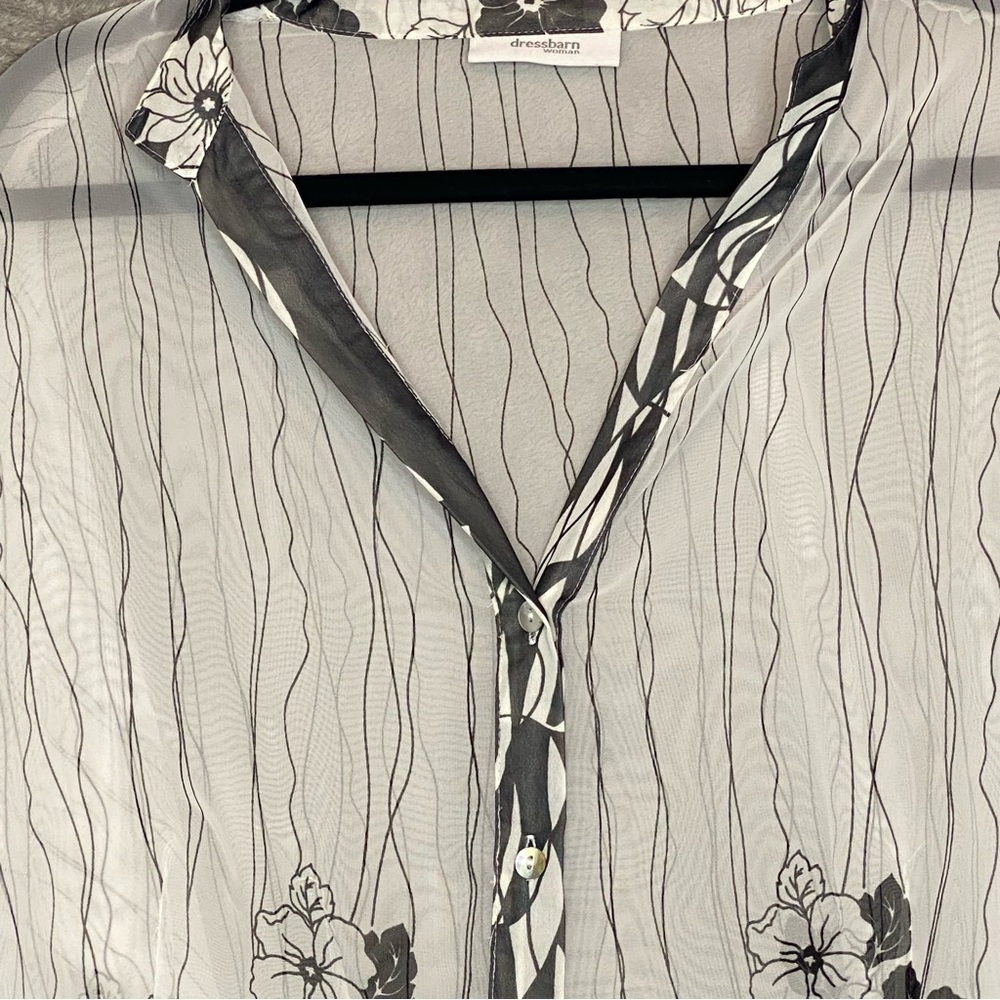 Dressbarn 18 20 1X Top Shirt White Floral Button Up V Neck 3/4 Sleeve Sheer - Picture 3 of 7